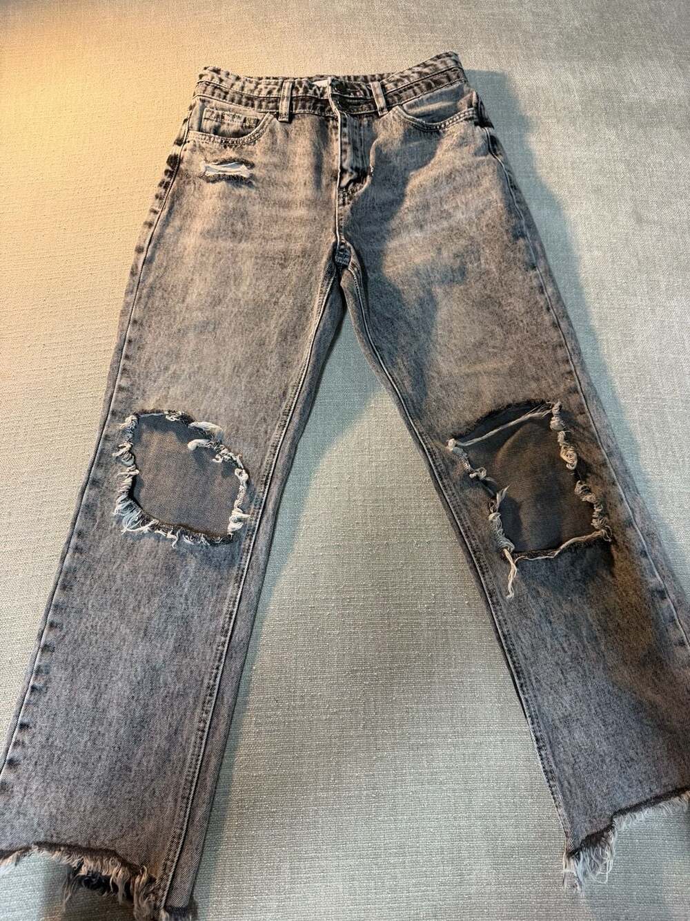 Vervet Blue Jeans T5124 Size 27 Acid Wash Distressed Raw Hem